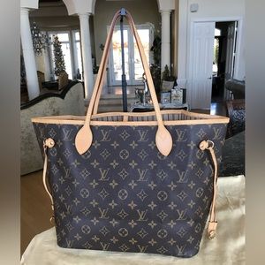 Gorgeous Louis Vuitton Neverfull MM Monogram